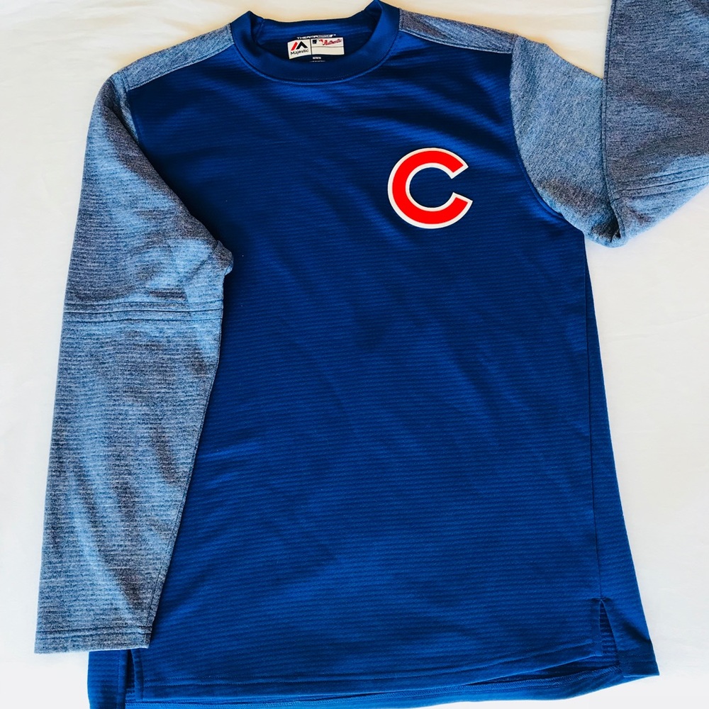 Chicago Cubs Majestic Long Sleeve - M